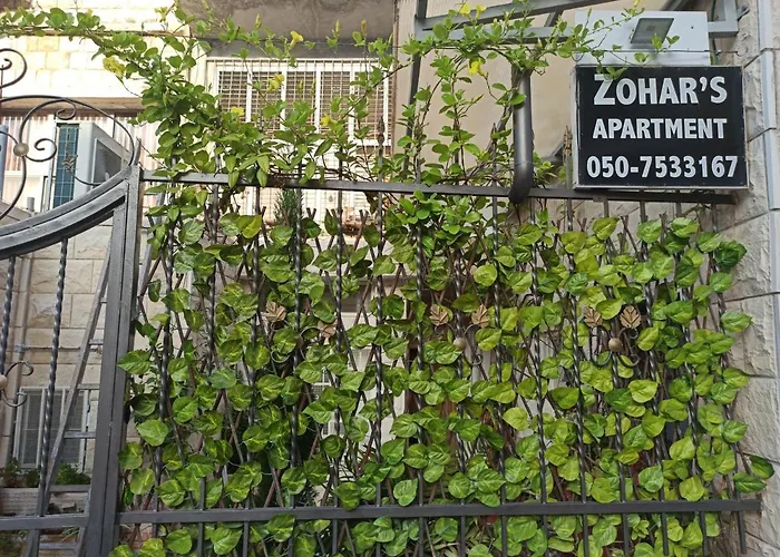 Zohar\'S Apartment